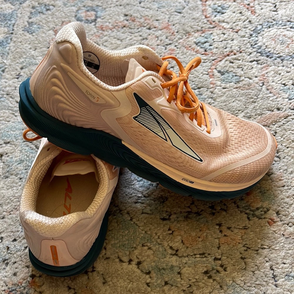 Women’s altra torin 5 running shoes